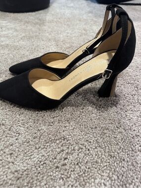 Chinese Laundry Suede Pointed Heels 8.5